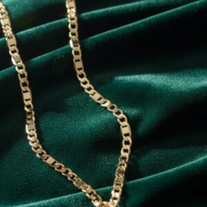 Ciondolo Croce Divina- SSJewelry - Oro Laminato di alta Qualità per uso quotidiano- Gioielleria in Ticino.