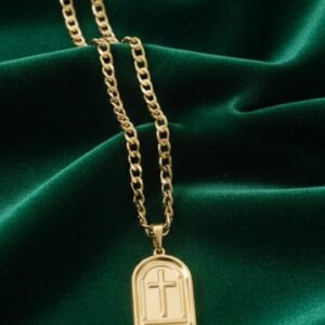 Ciondolo Placca Arcuata- SSJewelry - Oro Laminato di alta Qualità per uso quotidiano- Gioielleria in Ticino.