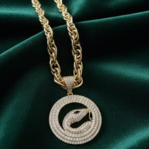 Ciondolo Serpente Circolare- SSJewelry - Oro Laminato di alta Qualità per uso quotidiano- Gioielleria in Ticino.