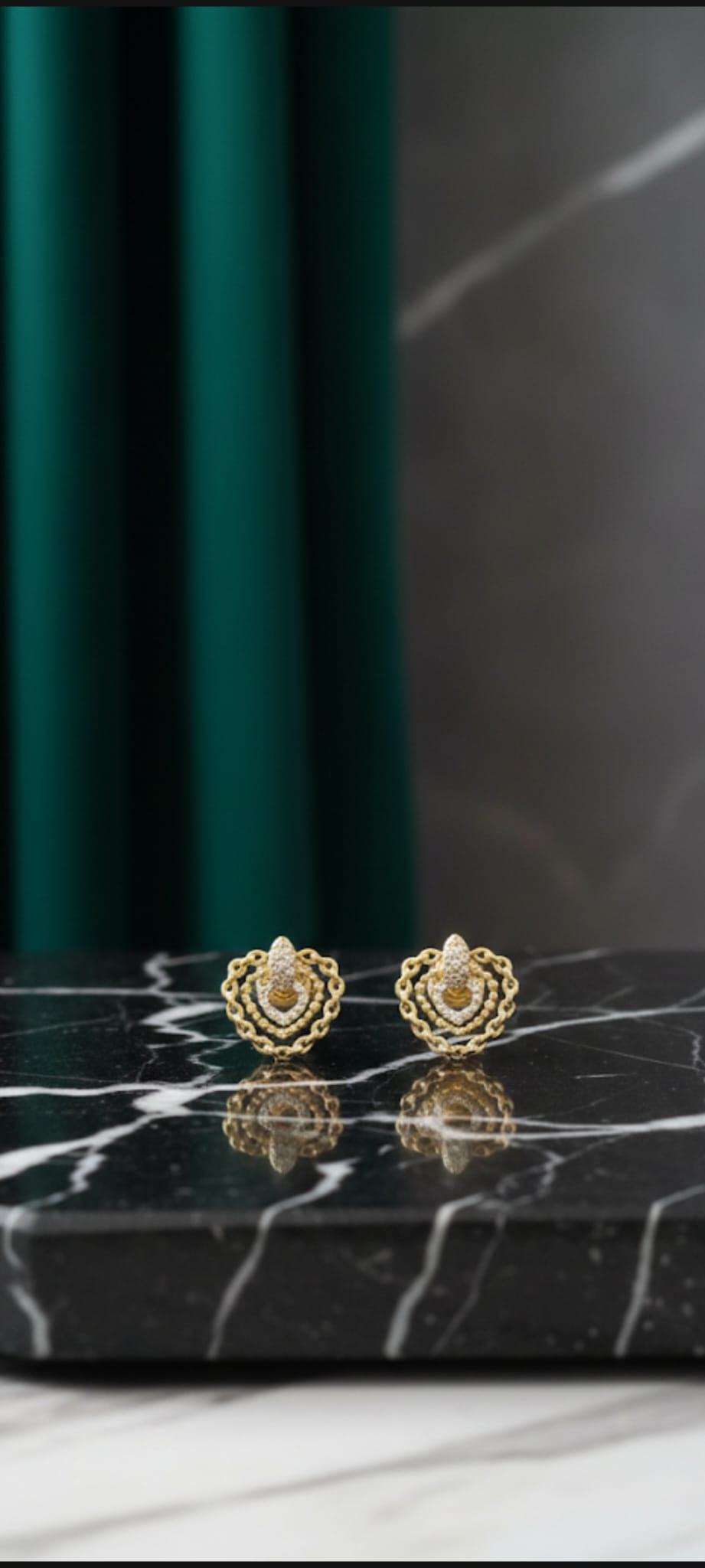 Orecchini a Lobo Cuore Reale- SSJewelry - Oro laminato di alta qualità per uso quotidiano - Gioielleria in Ticino
