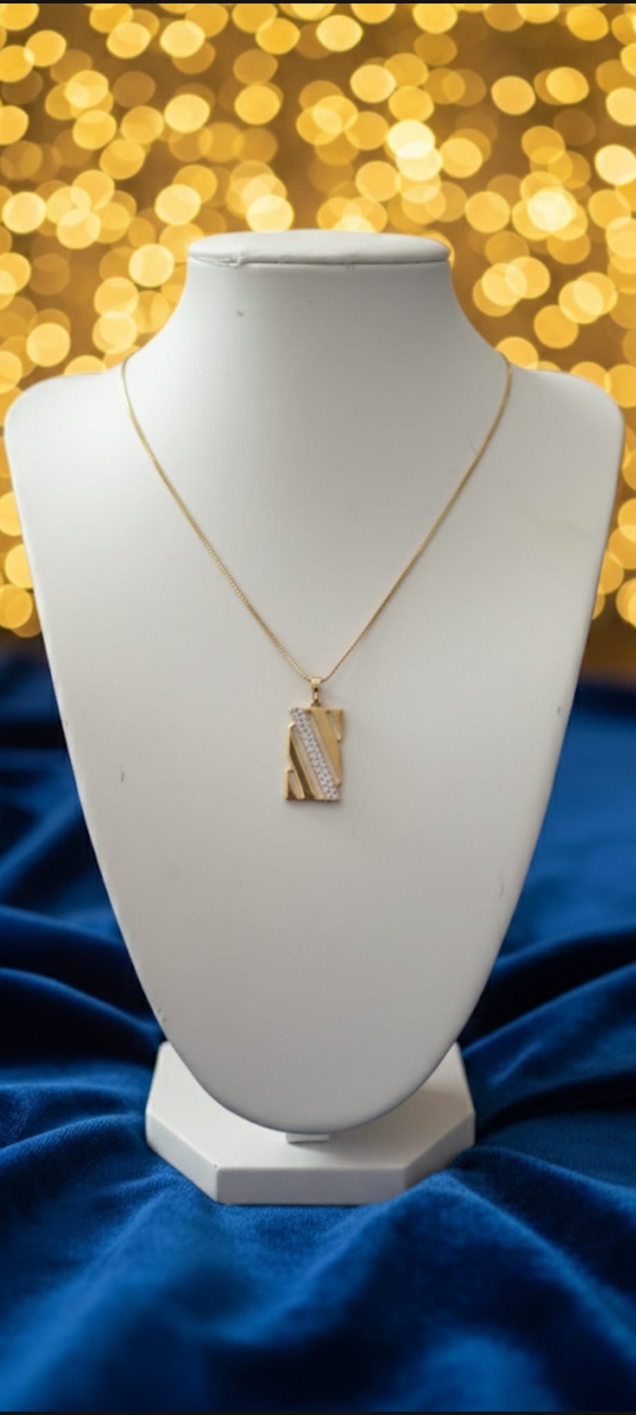 Ciondolo Rettangolare- SSJewelry - Oro Laminato di alta Qualità per uso quotidiano- Gioielleria in Ticino.